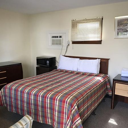 Highlander Inn Rutland Room photo